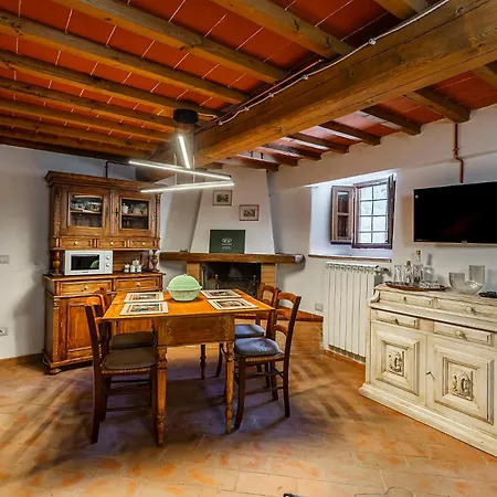 Borgo Antico, Pool, Barberino Del Mugello Курортный комплекс *
