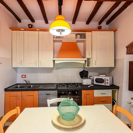 Курортный комплекс Borgo Antico, Pool, Barberino Del Mugello *