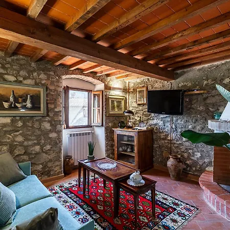 Курортный комплекс Borgo Antico, Pool, Barberino Del Mugello Барберино-ди- Муджелло